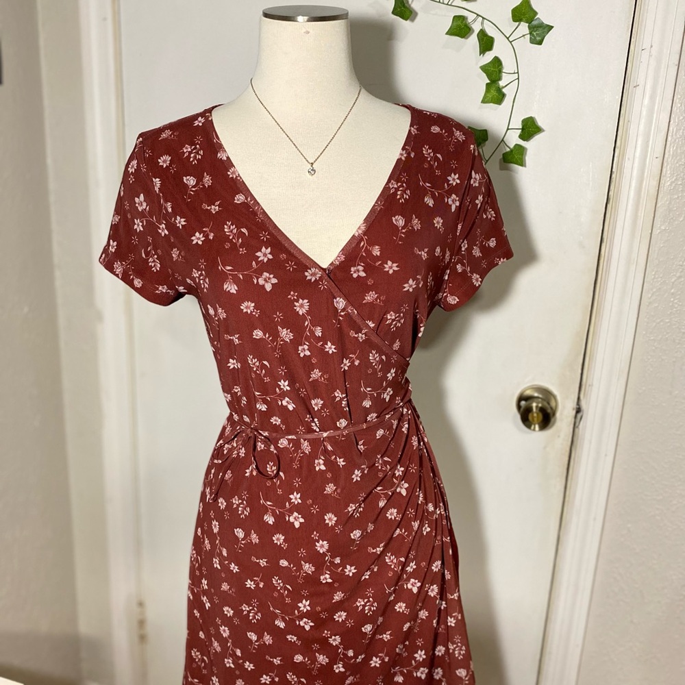 SO Rust Floral Midi Dress
